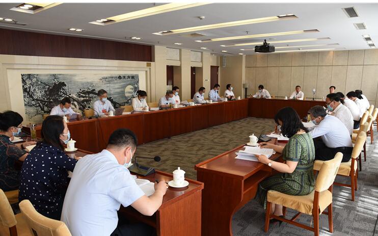 【兩會快訊】甘肅代表團(tuán)分組審議全國人大常委會工作報告，唐仁健參加第二小組會議并發(fā)言