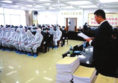 天水秦州區(qū)開審18人涉惡案 被控涉嫌敲詐勒索、尋釁滋事、開設賭場等