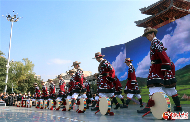 “石榴杯”甘肅省民族團結進步創(chuàng)建“一廊一區(qū)一帶”行動文藝巡演在蘭收官