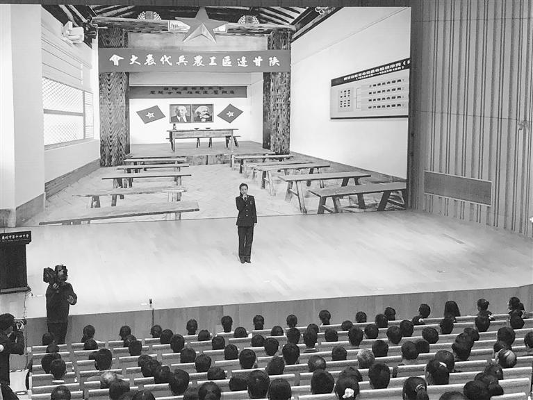 蘭州市開展“學黨史、頌黨恩、跟黨走”紅色文化進校園活動