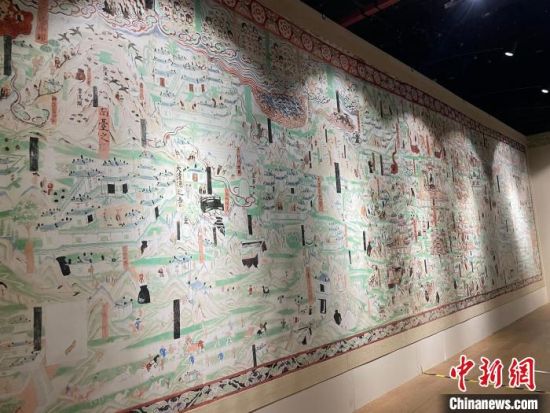 圖為展覽現(xiàn)場?！〗瓧顭?攝