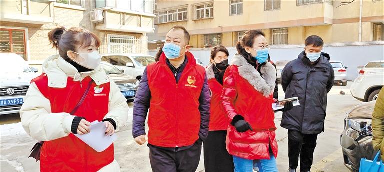 【新春走基層】解決雞毛蒜皮 感受社區(qū)“微幸?！?>
        </a><em>【新春走基層】解決雞毛蒜皮 感受社區(qū)“微幸福”</em></li>
    <li><a  target=