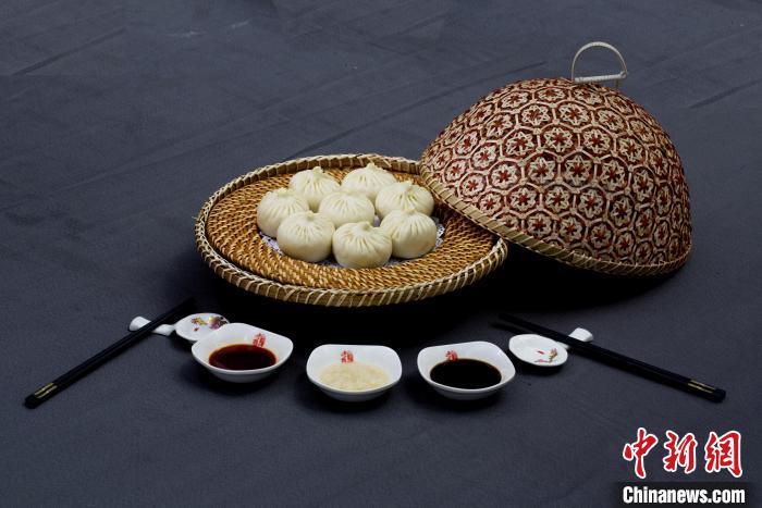 圖為甘肅臨夏回族自治州美味——河州包子。(資料圖) 臨夏州委宣傳部供圖